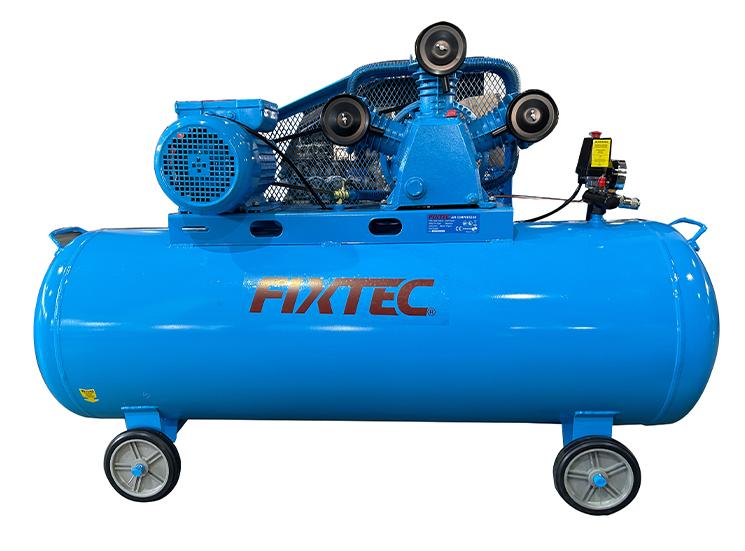 Воздушный компрессор 4 л.с. 300 л 