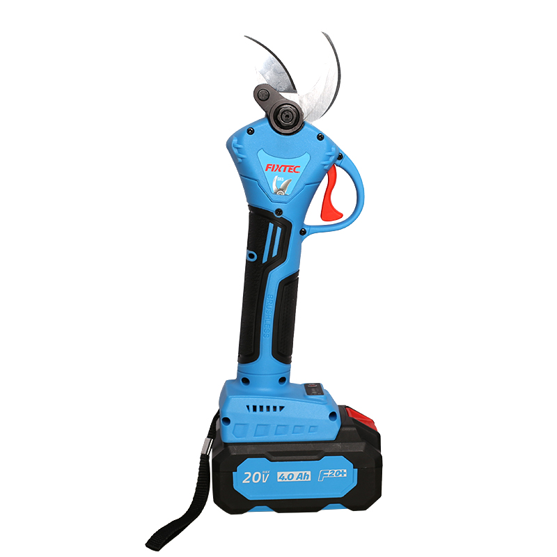 секаторы на аккумуляторе