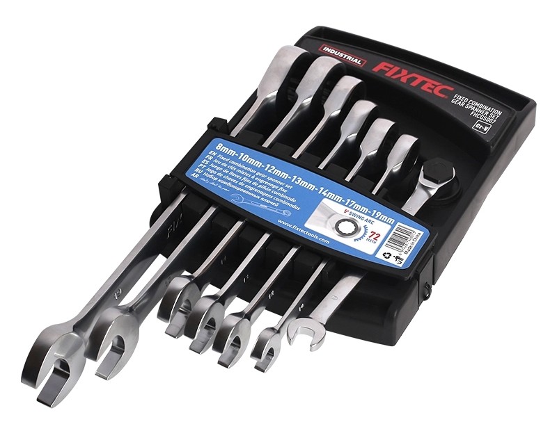 Набор комбинированных гаечных ключей с фиксированной головкой и трещоткой